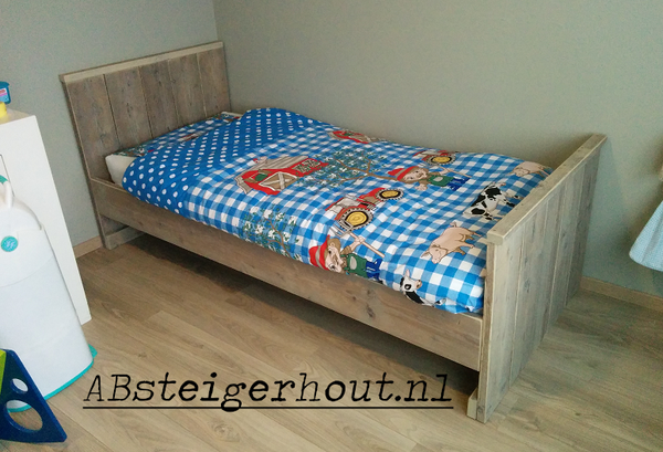 Scaffolding wooden bed "Mathijs"